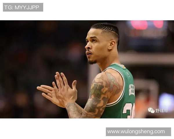 杰登艾维的篮球之路：从新秀到明星的成长历程与未来展望