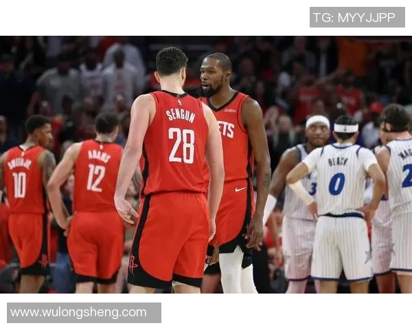 火箭队与活塞队激战三月二十三日期待精彩对决与球星表现