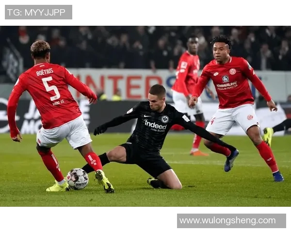 巴国际与科林蒂安的精彩对决分析与赛后点评