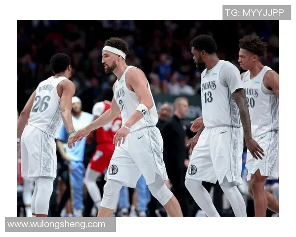 独行侠与快船季前赛精彩对决展现球队新阵容与战术调整 独行侠与快船季前赛精彩对决展现球队新阵容与战术调整