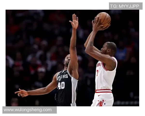 火箭与马刺激战四节最终以107比110落败精彩瞬间回顾