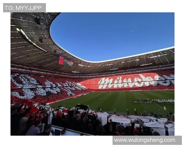 莱万重返安联球场引发拜仁球迷愤怒反响称其忘恩负义