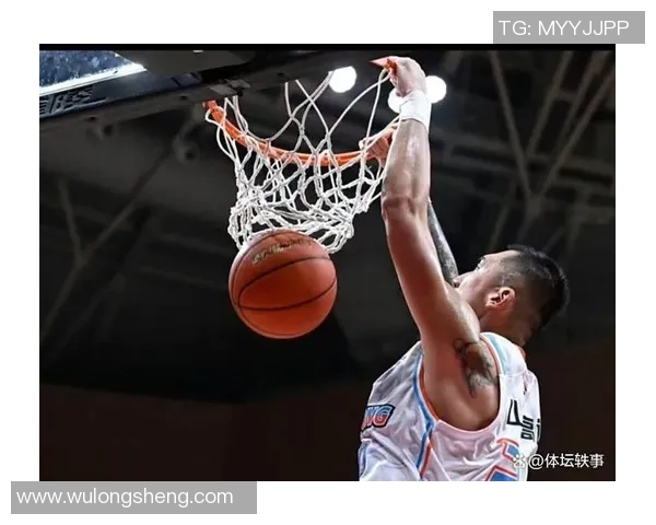 陈林坚：从青涩少年到篮球场上的璀璨明星之路探索